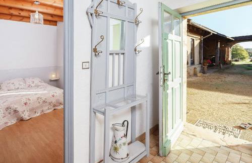 Forest Hideaway in Saint-Caprais - Foto 8