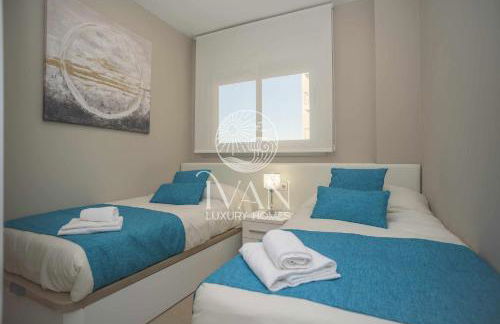 Casa Cosme Ivan Luxury Homes 3ªPlta Norte 1ªLínea - Photo 7