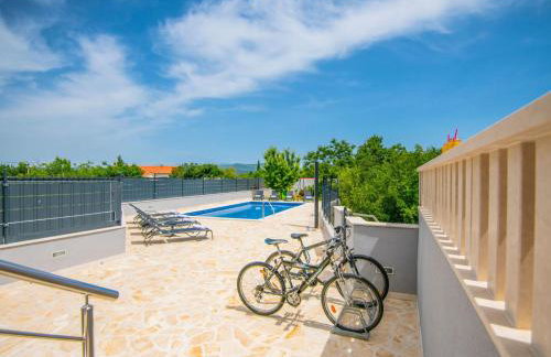 Holiday Home Villa Mile mit beheiztem Pool- Grill und Terrasse by Interhome - Foto 35