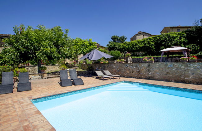 5 bedroom House in San Gimignano with private pool and garden - Photo 1