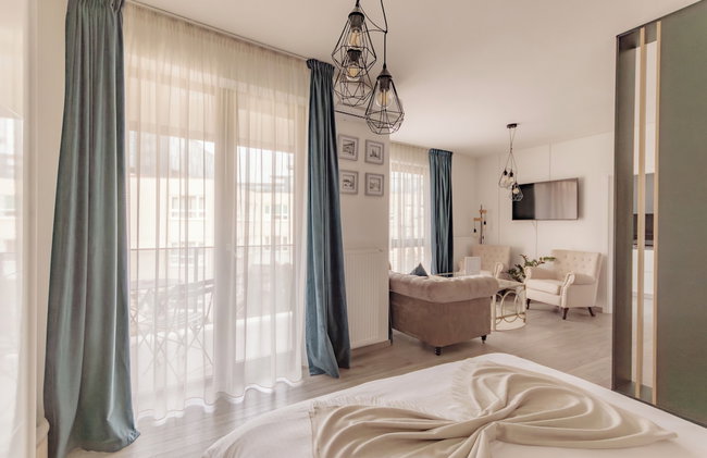 ZEN Central Apartments - Photo 44