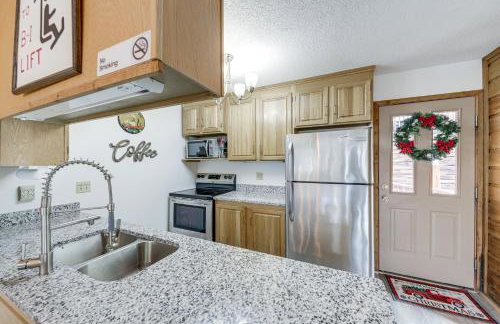 Angel Fire Resort Condo, 400 Feet to Chile Express - Foto 14