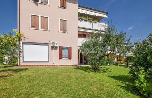 Gorgeous Apartment In Ospedaletto Di Pescant - Foto 13