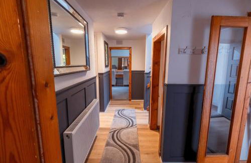 Large country house with garden, outdoor spa area & games room with Hot Tub and Fire Pit - Foto 21