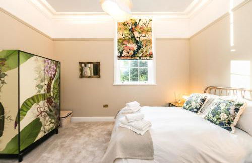 The West Wing at Hillthorpe Manor with Gardens & Private Hot Tub - Foto 48