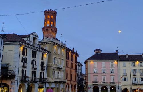 Loft Piazza Cavour Vercelli - Foto 1