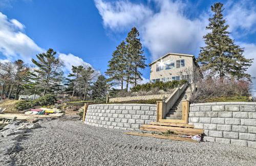East Tawas Home with Patio, Lake Huron On-Site - Foto 31