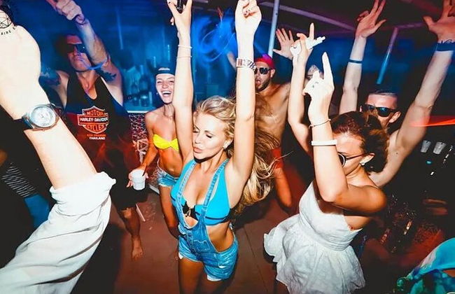 Crociera al tramonto Alanya con cena, nuoto e schiuma party - Foto 3