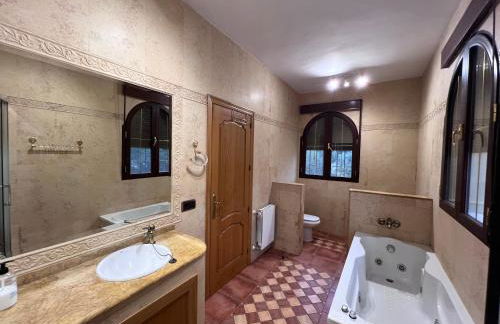 El Carmen - Photo 32