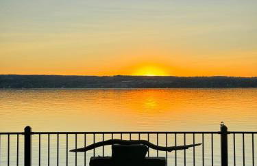 Cozy Lakefront Cottage - Foto 10