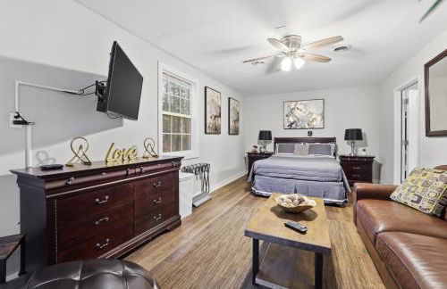 The Divine Cottage! Woodsy Hideaway! - Foto 10