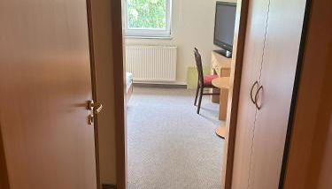 Aparthotel Zur Linde - by Willms & Schömer eG - Foto 4, wardrobe