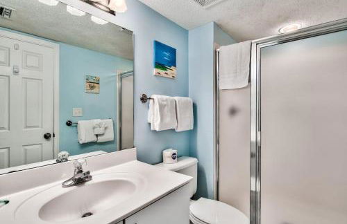 Pelican Beach Resort-Walkout Unit-On the Beach - Foto 19