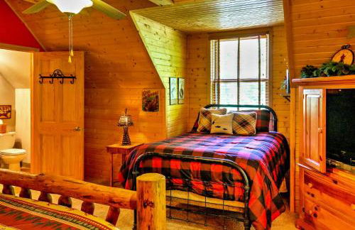 Roomy House on 2 Acres - 2 Mi to Egg Harbor Beach! - Foto 17