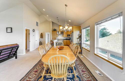 Coastal Oregon Home Walk to Dock! - Photo 7