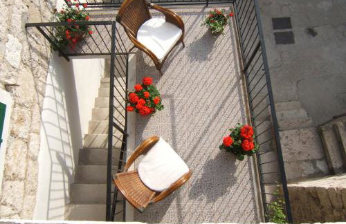 Old Stone House with private Swimming Pool - Photo 16