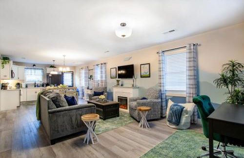 Blue Valley Inn - Hot Tub & Spacious Play Area! - Foto 5