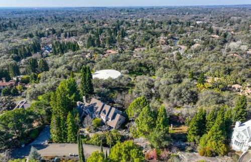 Vista De Lago Retreat Luxury Mansion with Pool and Theater - Foto 32