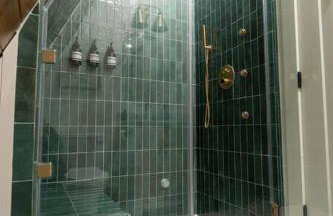 Newly Built, Mid-Lakeside A-Frame with Hot Tub and Steam Shower - Foto 3