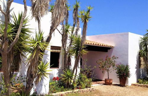 Apartamentos Laura Playa de Migjorn - Foto 1