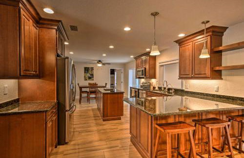 Waterfront Winter Haven Home with Dock and Hot Tub! - Foto 4