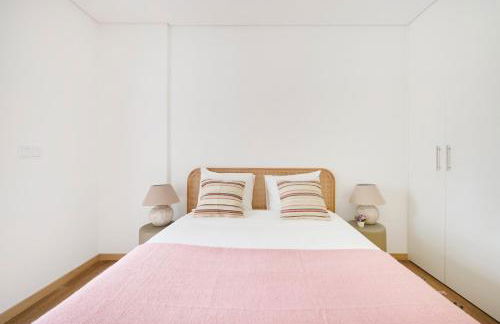 Beachside Modern Flat with AC, By TimeCooler - Foto 25