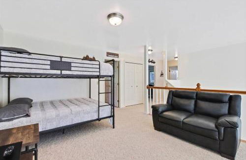 Cascade Cabin Mountain Getaway with Private Beach - Foto 28