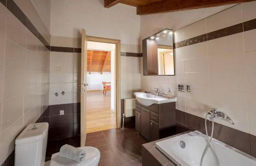 Villa Konstantinos Hilltop Vineyard Escape - Photo 5