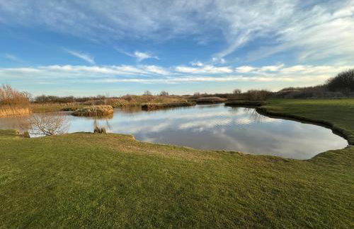 Eden Lodge-Tranquil-Hot Tub-Fishing-7m to Beach - Foto 15