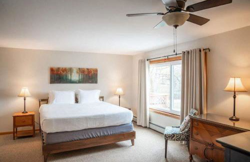 Lake Orchard View- 8 BR with Lake Access and Fire Pit - Foto 22