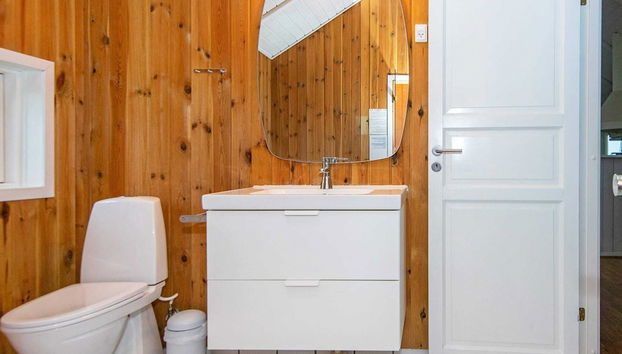 8 Person Holiday Home in Nordborg-by Traum - Foto 3, Baño
