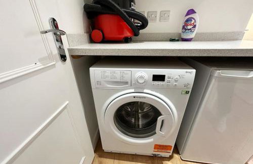 Hutchcomb Villa, 4 Bed Luxury House,Oxford+Parking - Foto 12