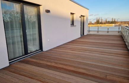 Modern Living Apartment with Sunset Terrace - Lift - Smart TV - XXL Terrasse - Foto 19