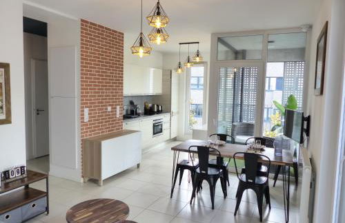 Le patio'nnément-T3-Parking - Foto 1