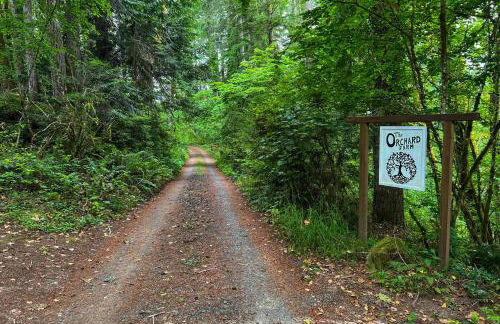 100-Year-Old Farmhouse with Hot Tub on 5 Acres! - Foto 33