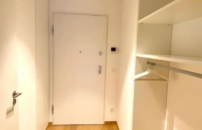 Luxury Brand New Flat w. Terrace&Parking - Photo 2