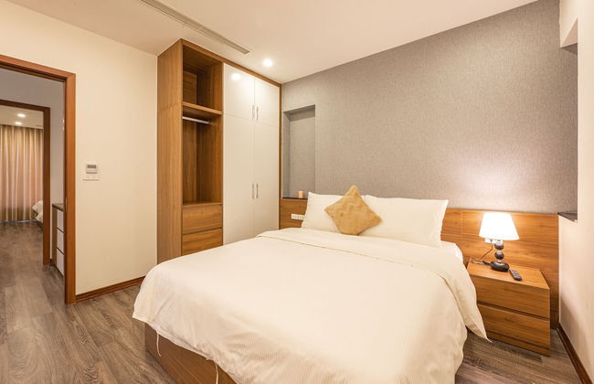 Luxe Paradise Suites Tay Ho - Photo 21