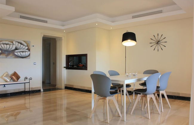 Apartment with Private Swimming Pool - Photo 6