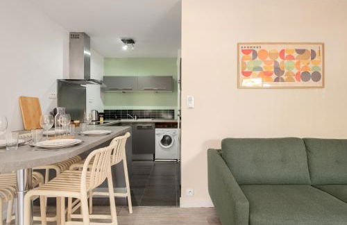 T2 - 1à 4p - Blagnac Aéroport & AIRBUS - Parking privé - Climatisation - Foto 8