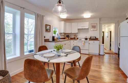 Mid-Century Modern Fayetteville Home Close to Town - Foto 7