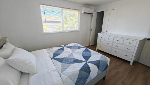 Cozy home, Walk to Lake, Food & Shops, EV Charger - Foto 3