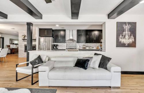 Stylish Family Fun! Pool, Hot Tub, Volley Ball, Arcade & Boat Parking - Foto 28