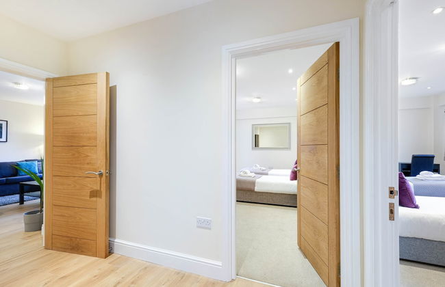 Luxury 3 Bedroom Apartment with Parking - Foto 42