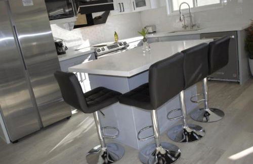 Dimond Abode Vacation Rental, Oakland California Dimond District - Photo 39