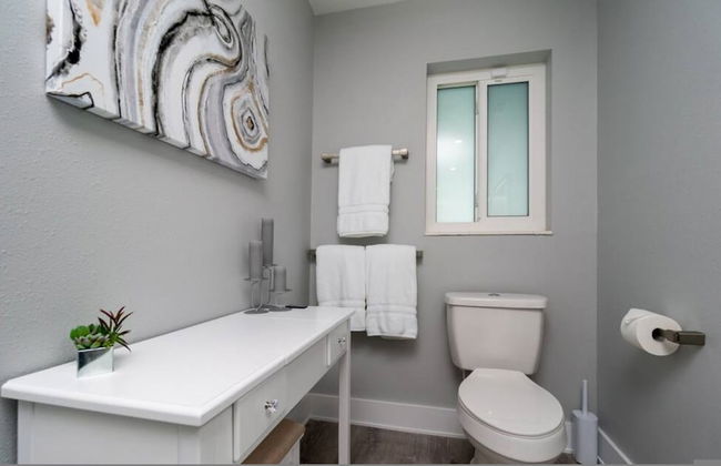 Villa Capri - Waterfront Retreat With Heated Pool - Foto 45