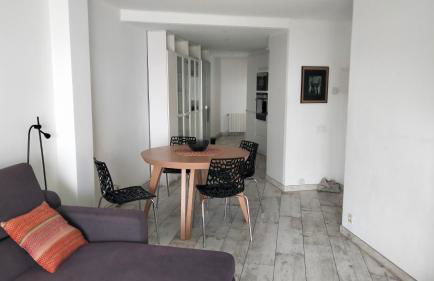 Beachfront Apartment with Sea Views & Private Parking - Foto 13