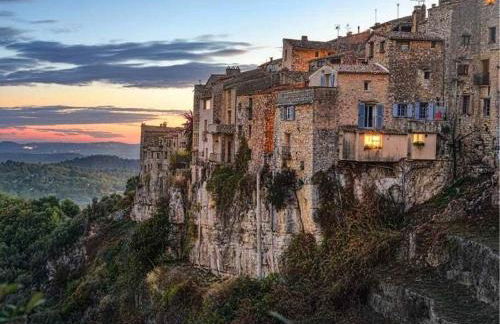 Maison de Saint Arnoux - Foto 14