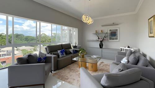 Mansão com Piscina | Conforto e Exclusividade - Foto 3