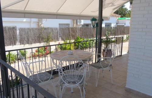 Exclusivo Chalet a Pie de Costa - Foto 18