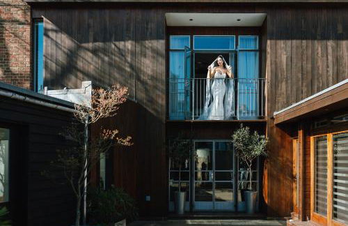 The Ultimate Bride & Hen Complex! Celebrations at The Old Fire Station Canterbury, 3 Homes - Foto 17